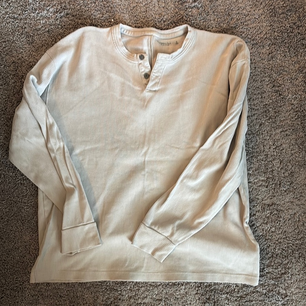 Abercrombie & Fitch Cream Long Sleeve Tee